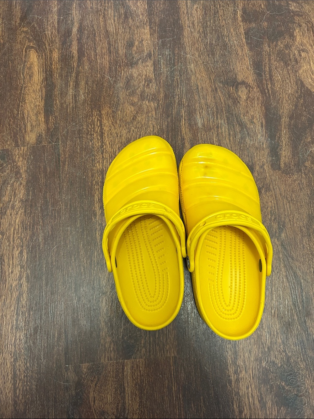 Unisex CROCS Puffer yellow- hard to find